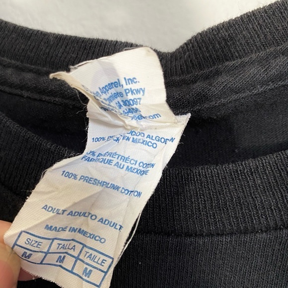 Vintage Red Hot Chili Peppers T Shirt Band Tee Graphic Print Womens Size Medium - Picture 6 of 6